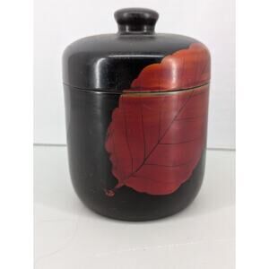 Vintage Occupied Japan Maruni Lacquerware on Metal Humidor Leaf Details